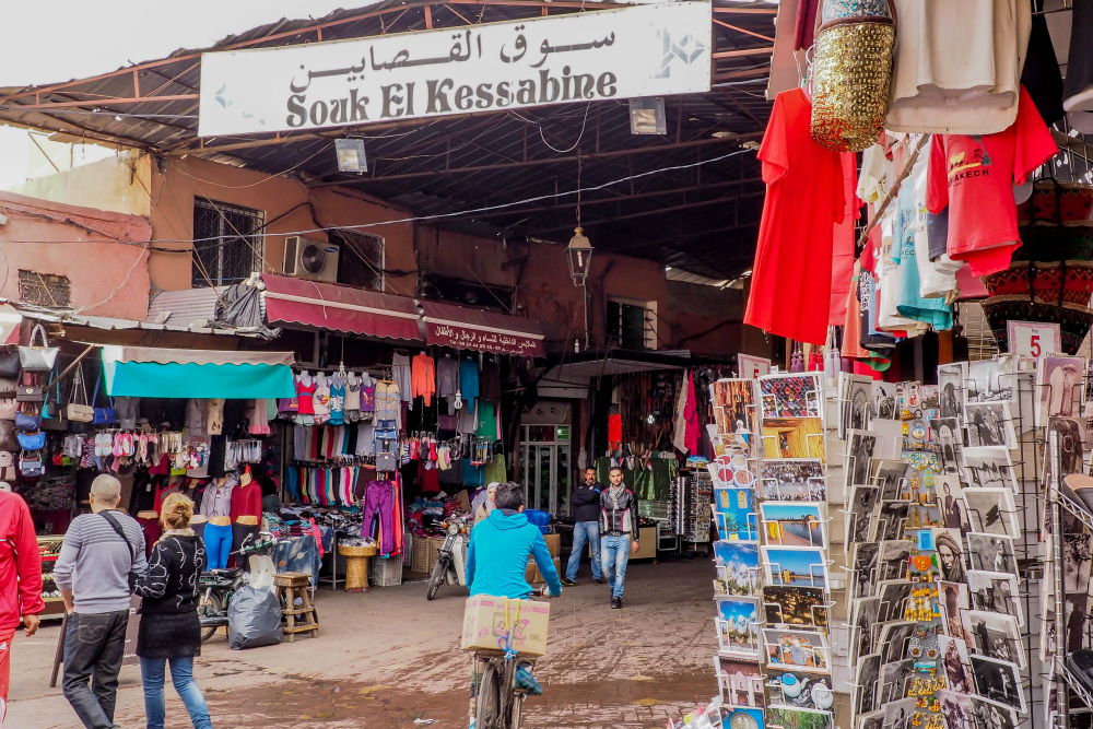 Shoppen in Marrakech - beeld: Ellis Aten